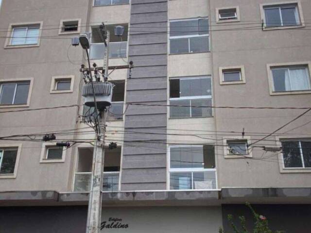 #1568 - Apartamento para Venda em Apucarana - PR