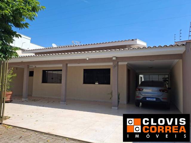 #1592 - Casa para Venda em Arapongas - PR