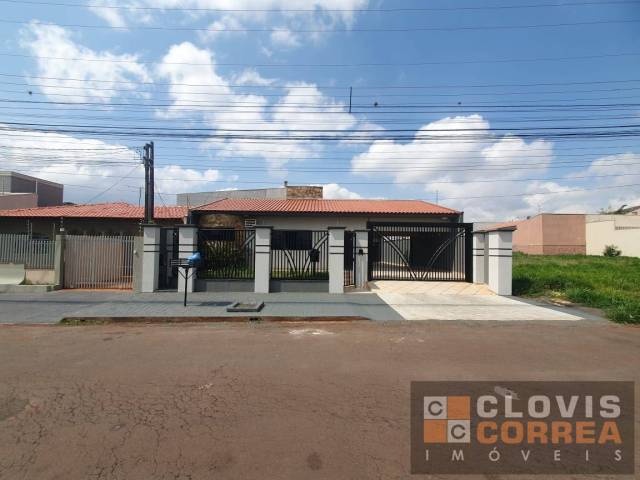 #1650 - Casa para Venda em Arapongas - PR