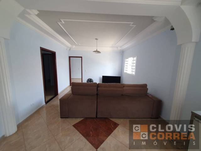 #1650 - Casa para Venda em Arapongas - PR