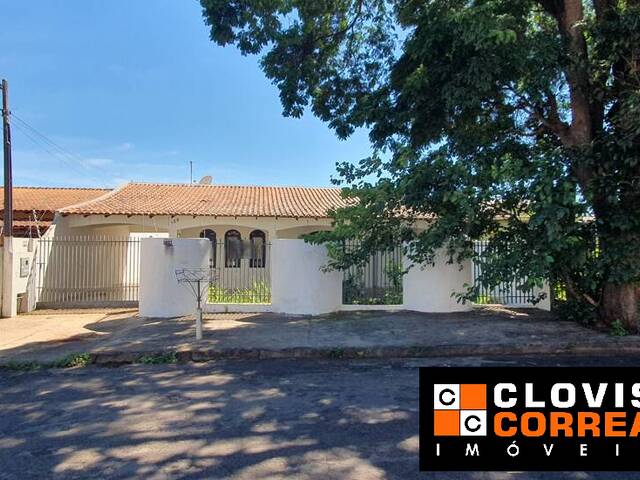 #1652 - Casa para Venda em Arapongas - PR