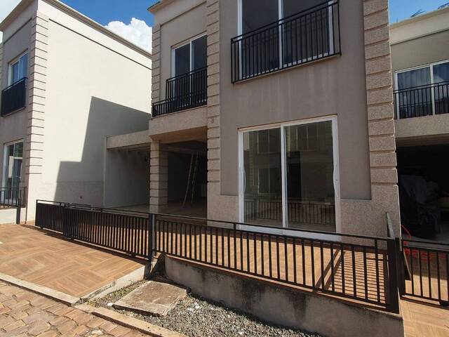 #1666 - Apartamento para Venda em Arapongas - PR
