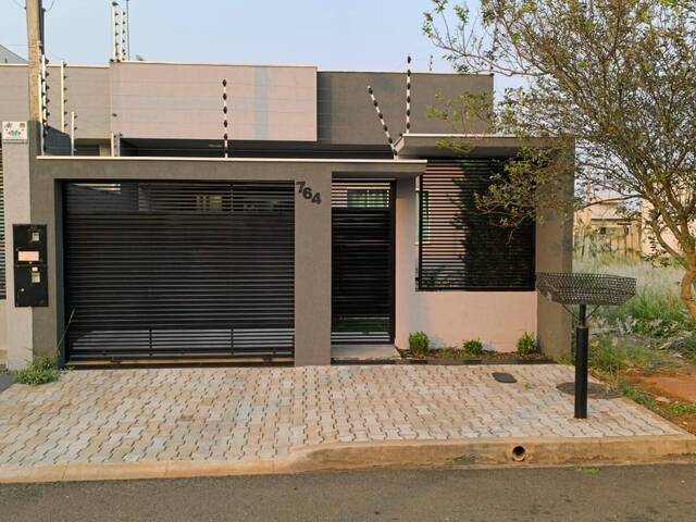 #1668 - Casa para Venda em Arapongas - PR