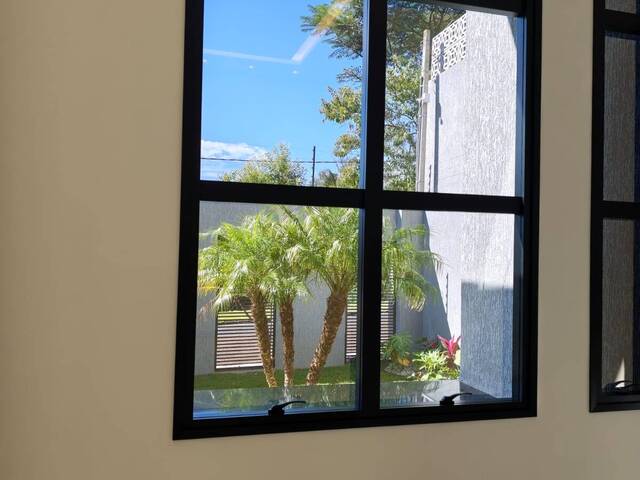 #1689 - Casa para Venda em Arapongas - PR