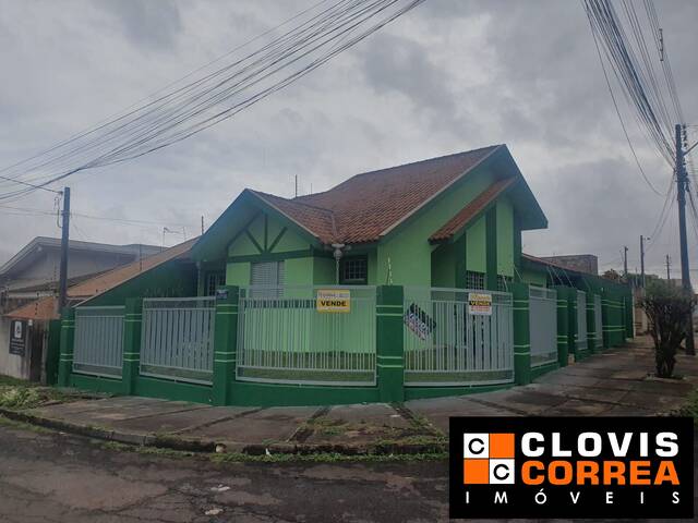#1697 - Casa para Venda em Arapongas - PR